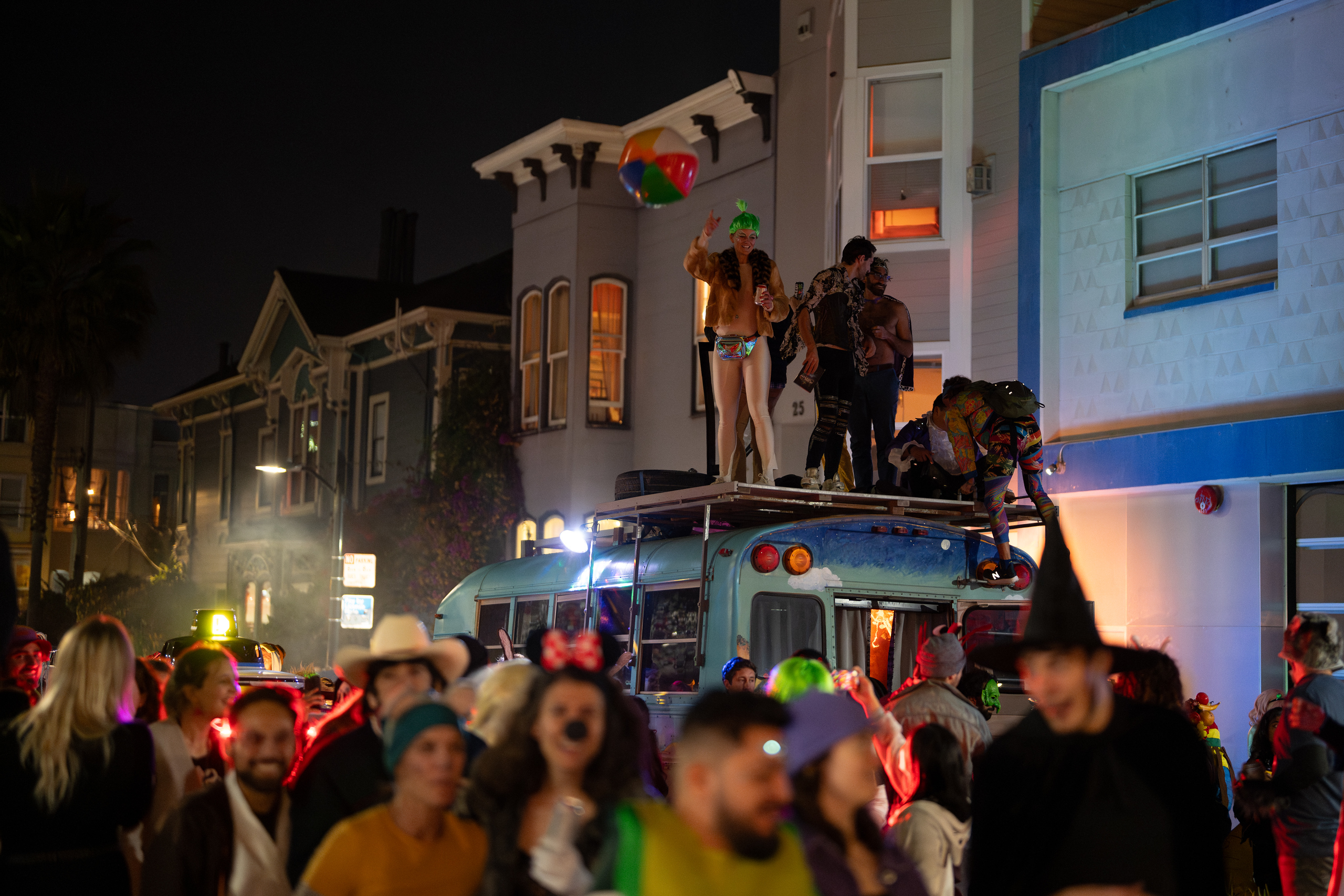 Parade Bus